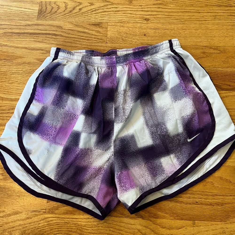 Nike Women's Tempo Dry Core 3'' Running Shorts (purple and gray)